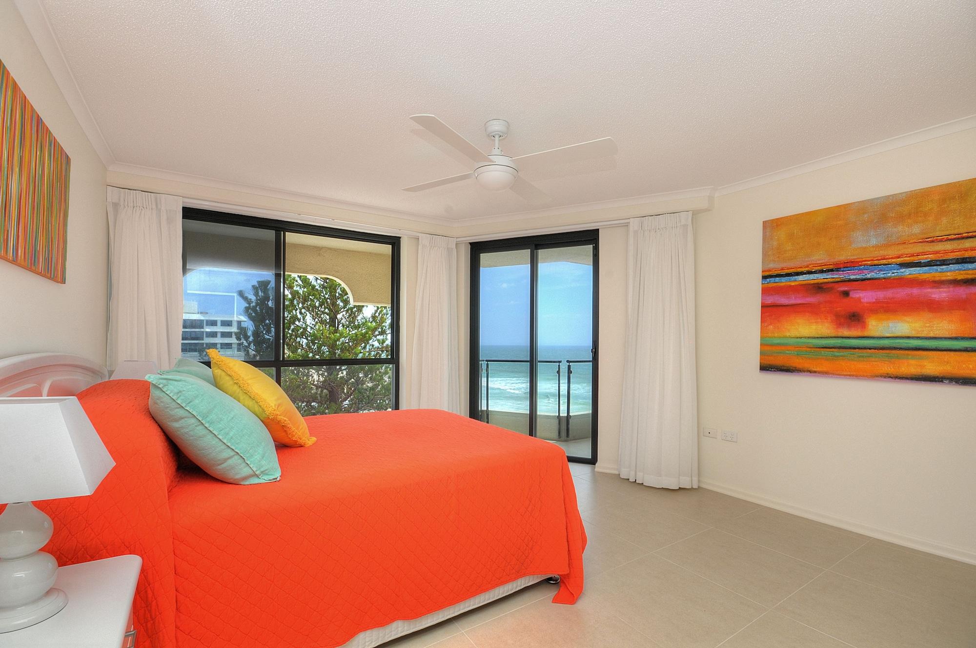 Spindrift On The Beach - Absolute Beachfront Mermaid Beach Bagian luar foto