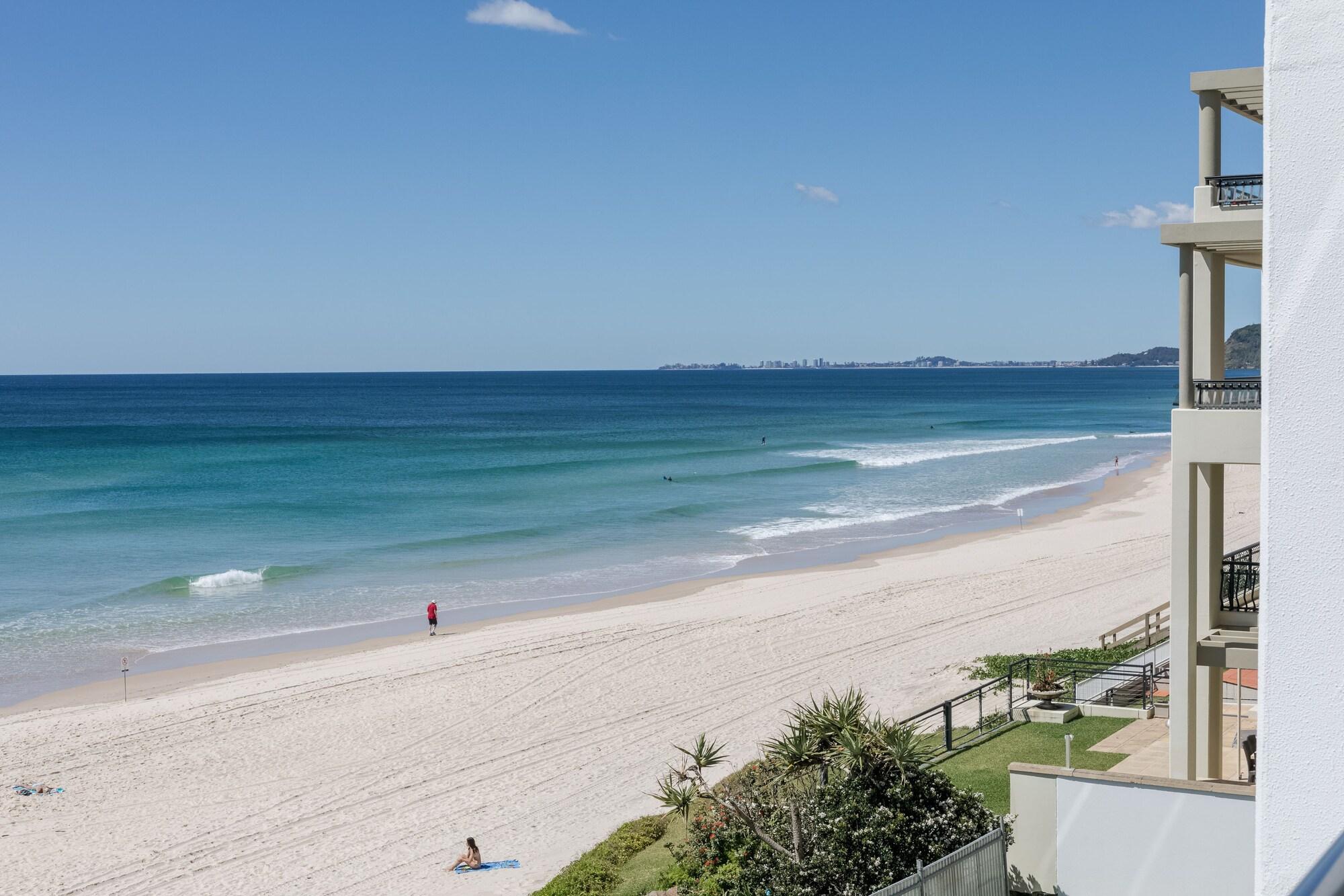 Spindrift On The Beach - Absolute Beachfront Mermaid Beach Bagian luar foto