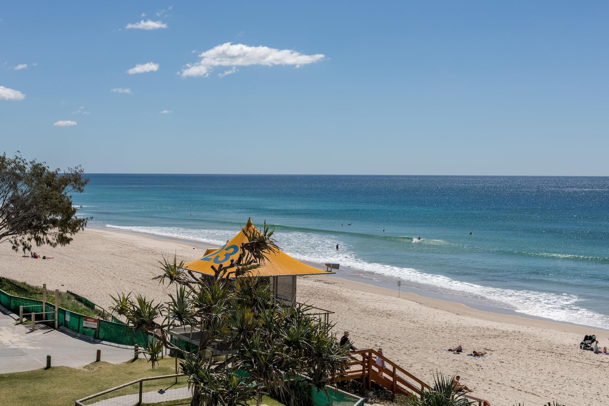 Spindrift On The Beach - Absolute Beachfront Mermaid Beach Bagian luar foto
