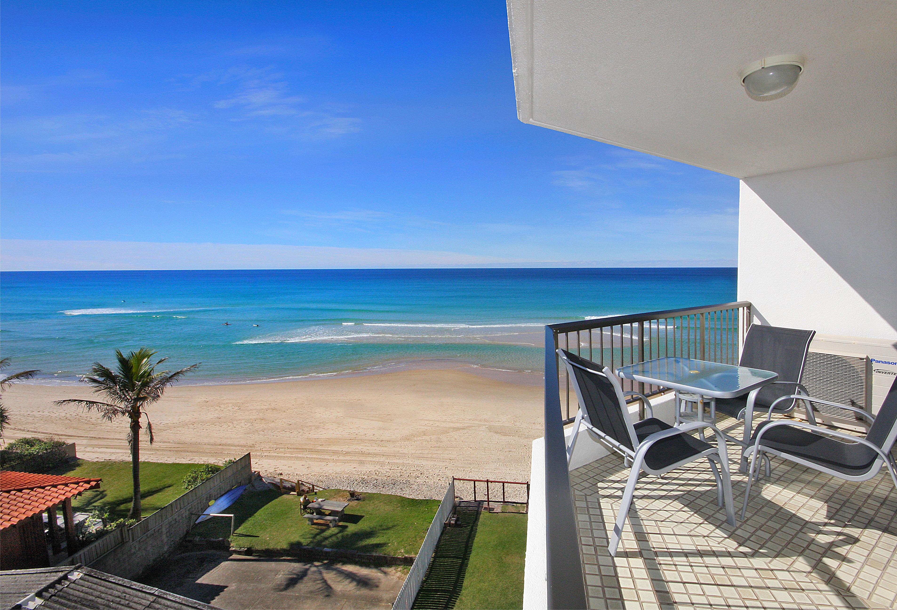 Spindrift On The Beach - Absolute Beachfront Mermaid Beach Bagian luar foto