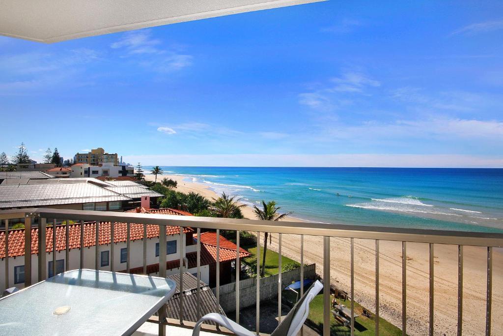 Spindrift On The Beach - Absolute Beachfront Mermaid Beach Bagian luar foto